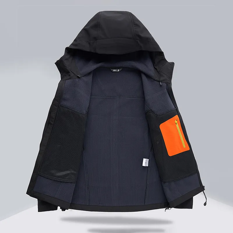 Wholesale 100% Polyester Softshell Waterproof Blank Custom Logo Design Long Sleeve Full Zipper Men's Jacket